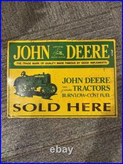 15x9 in JOHN DEERE TRACTORS MOLINE IL. ADVERTISING SIGN HEAVY DIE CUT METAL #S42