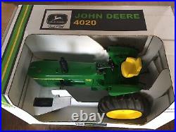 1/8 JOHN DEERE 4020 Tractor NIB Scale Model Signed By Joseph Ertl Made In USA