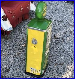 2005 John Deere Gearbox Pedal Car Gas Pump Tractor Toy Advertising Sign 32