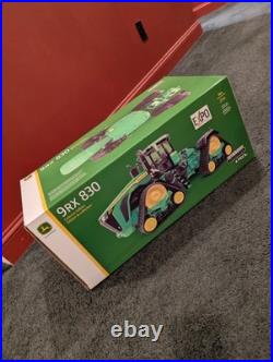John Deere 9RX 830 Collector Edition EXPO Gold Die-Cast with Box. 1/16 Scale