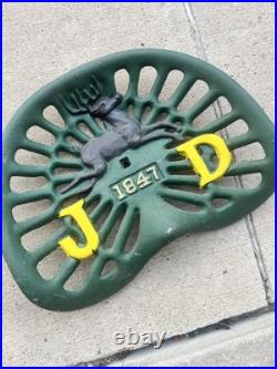 John Deere Vintage Farm Tractor Cast Iron Seat 1847 Deer Sign Antique John Deere Vintage Farm Tractor Cast Iron Seat 1847 Deer Sign Antique