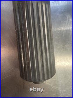 L77516 John Deere Final Drive Shaft Right Sign
