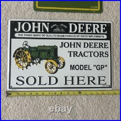 Lot Of 5 John Deere Aluminum Signs Lot Of 5 John Deere Aluminum Signs