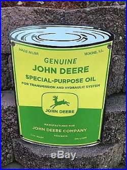 NICE JOHN DEERE OIL PORCELAIN CAN SIGN, EXCELLENT (NEAR MINT) COND, 11x 8