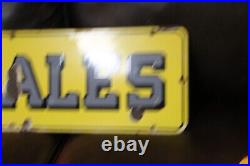 RARE 1950s HOWE SCALE PORCEALIN METAL SIGN CONSTRUCTION GAS OIL FARM CAT DEERE