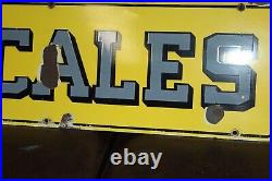 RARE 1950s HOWE SCALE PORCEALIN METAL SIGN CONSTRUCTION GAS OIL FARM CAT DEERE