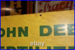 SCARCE 1950s JOHN DEERE FERTILIZER PAINTED METAL DEALER SIGN FARM TRACTOR CORN
