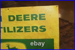 SCARCE 1950s JOHN DEERE FERTILIZER PAINTED METAL DEALER SIGN FARM TRACTOR CORN