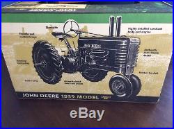 Signed ERTL John Deere 1939 Model B Tractor DieCast 18 Scale Models New in Box