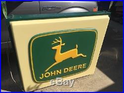 VINTAGE RARE John Deere Lighted Dealership Sign TRACTORS With Metal Pole