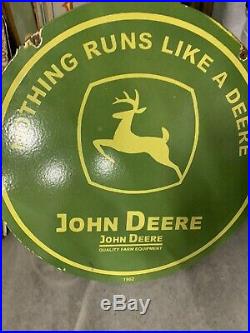 Vintage John Deere 1952 DSP Round Porcelain Sign GAS OIL COLA SODA