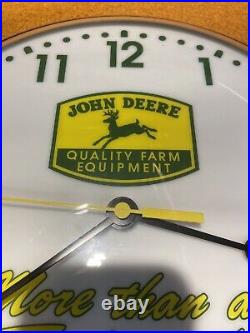 Vintage John Deere Nothing Runs Like A Deere Wall Clock Glass Battery Powered