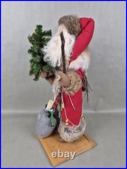 Vintage LYNN HANEY Santa Claus Figurine Woodland Santa 1989 JOHN DEERE Signed
