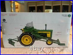 Vintage john deere collectibles precision classic model 720 tractor with 80 blad